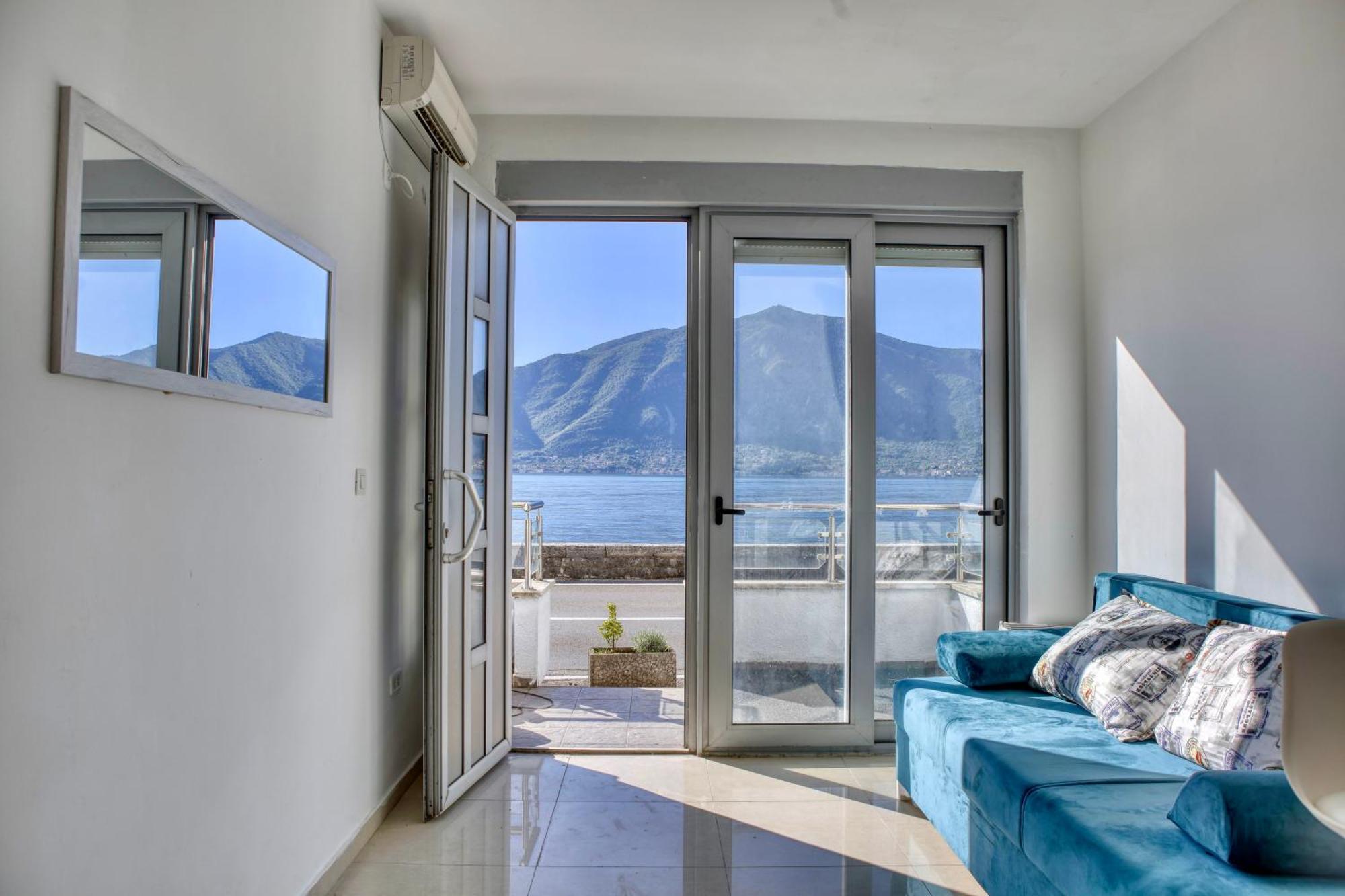 Waterfront Apartments Kotor Eksteriør billede